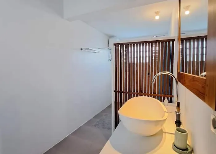 Hideaway Mezzanine 3 In Pererenan Bali, I Feel Good 3 ヴィラ